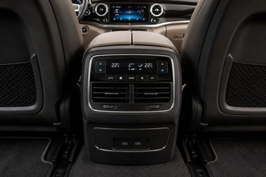 Rear Climate Control